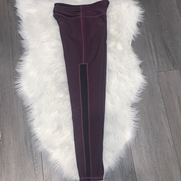 Zella Girls High Waisted Performance Leggings w/Mesh Side Panel Size XL (14/16) - Picture 2 of 9